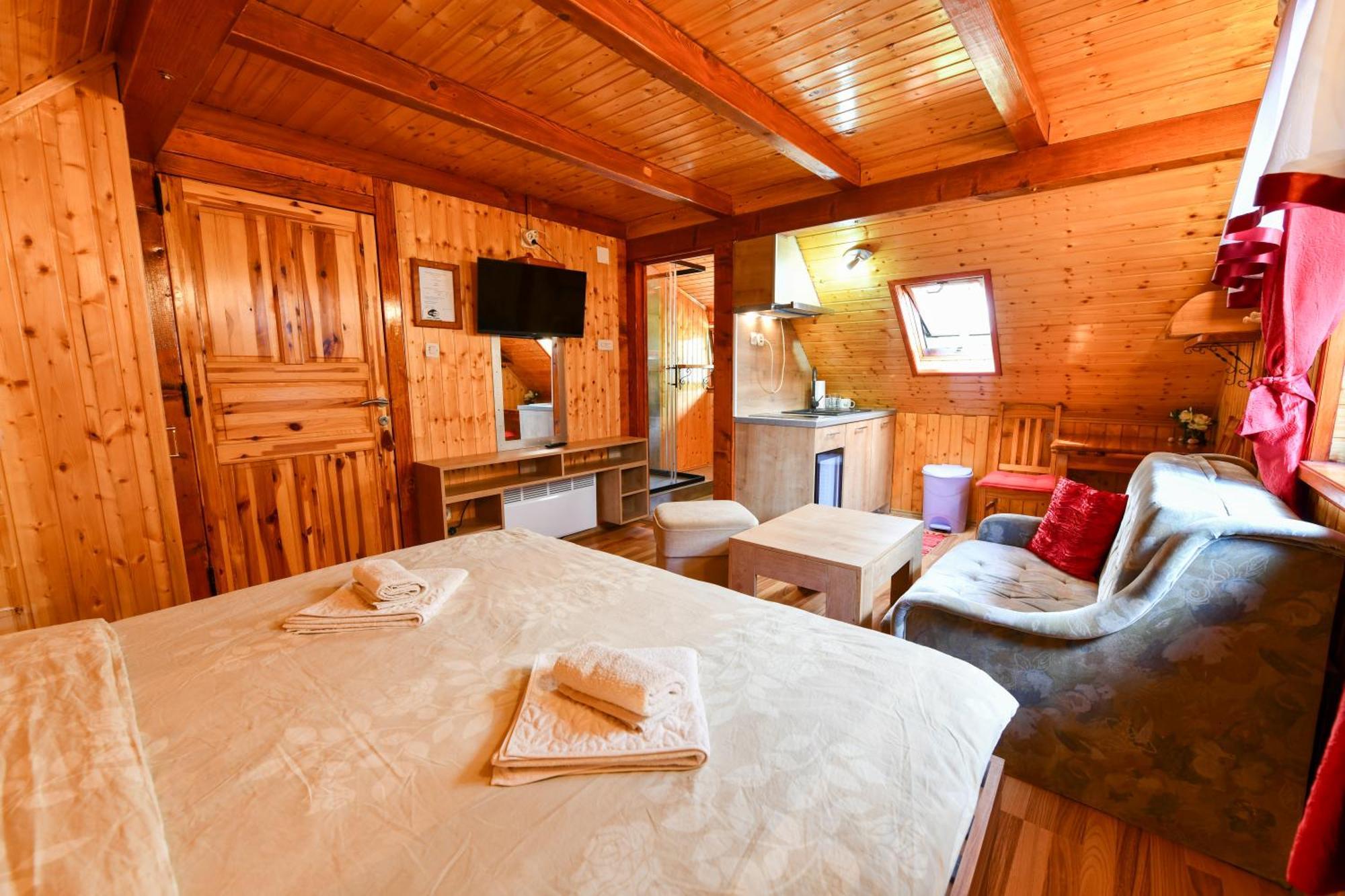Guest House Martin Korana エクステリア 写真
