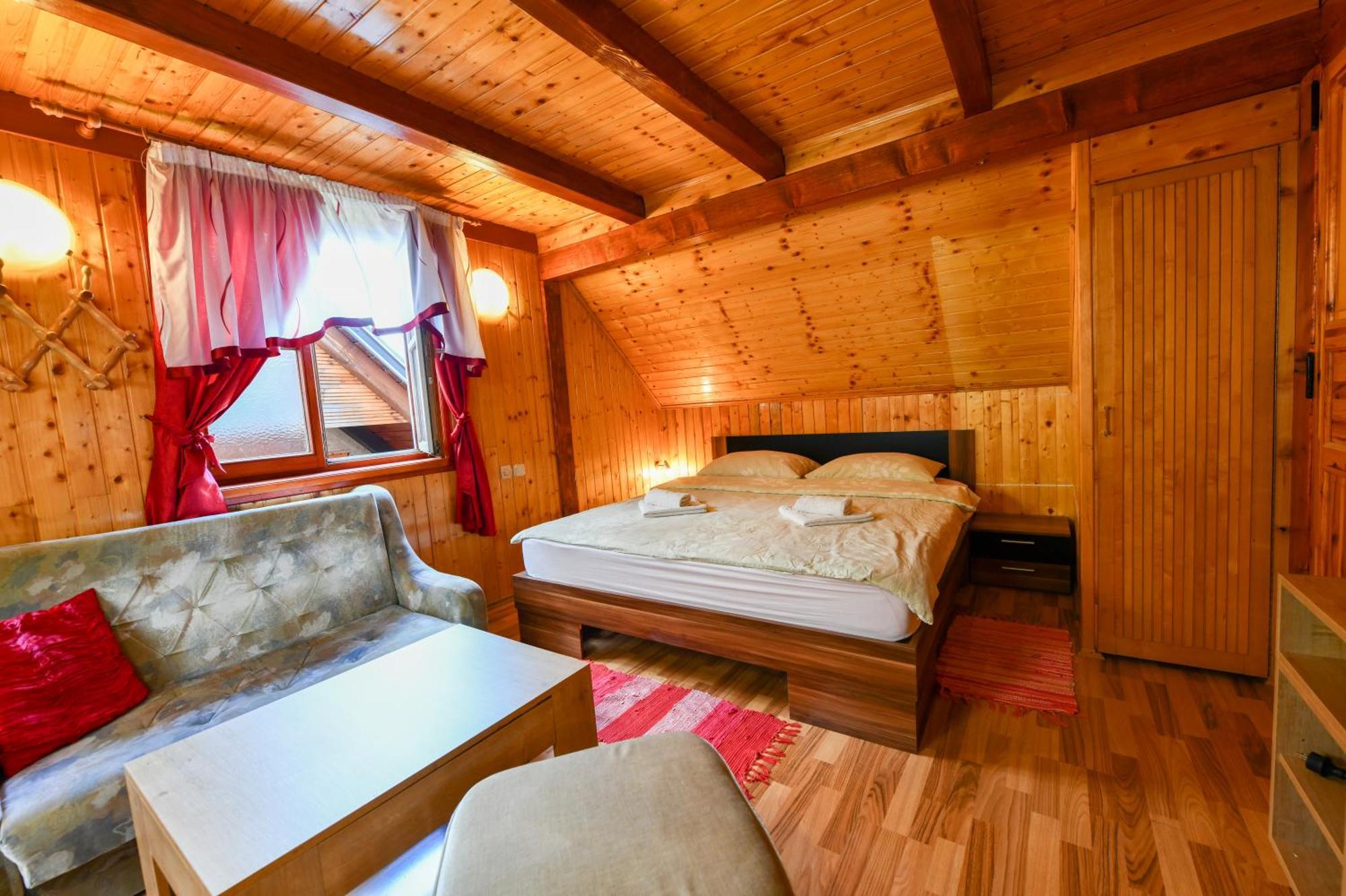 Guest House Martin Korana エクステリア 写真