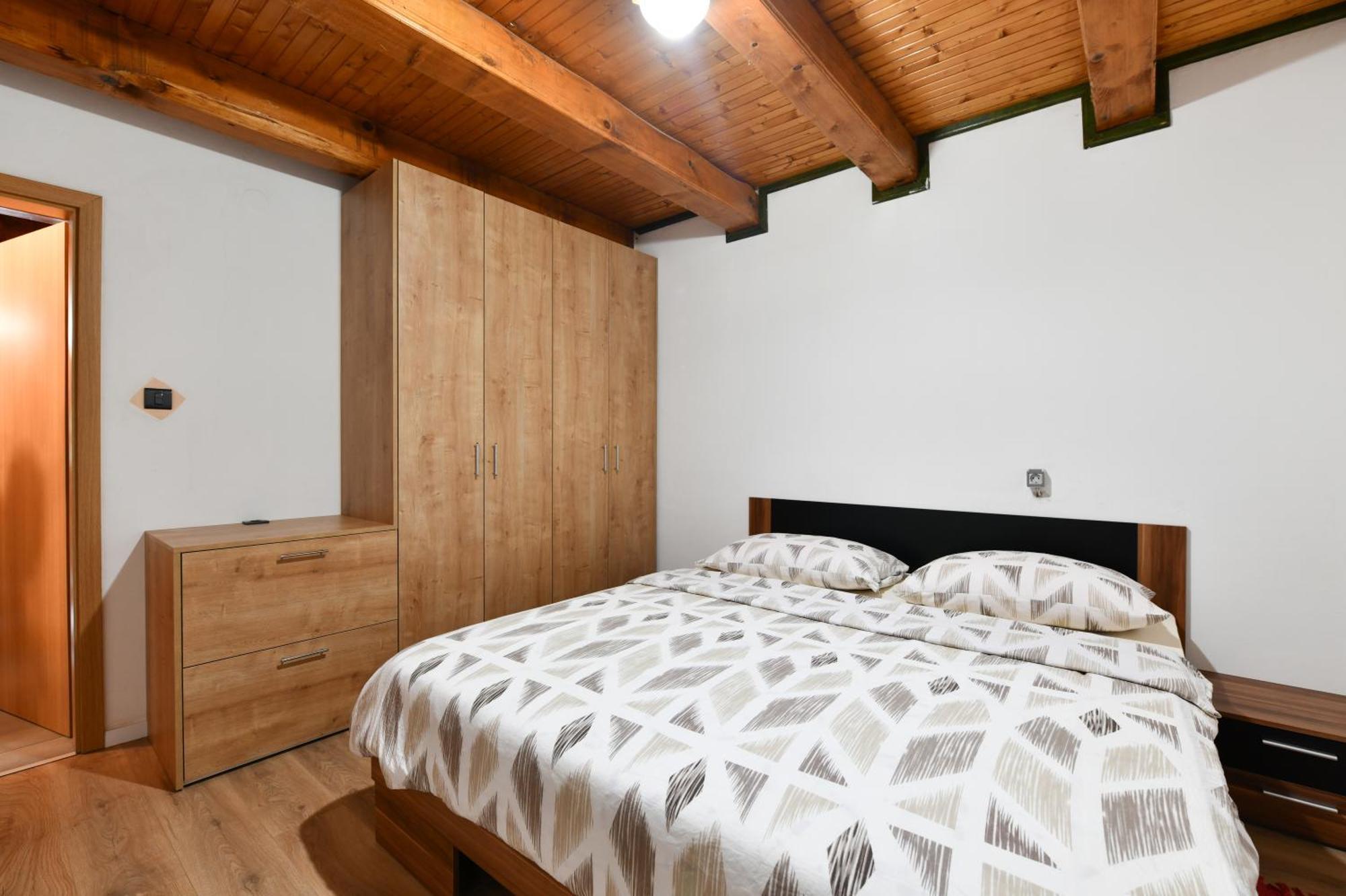 Guest House Martin Korana エクステリア 写真