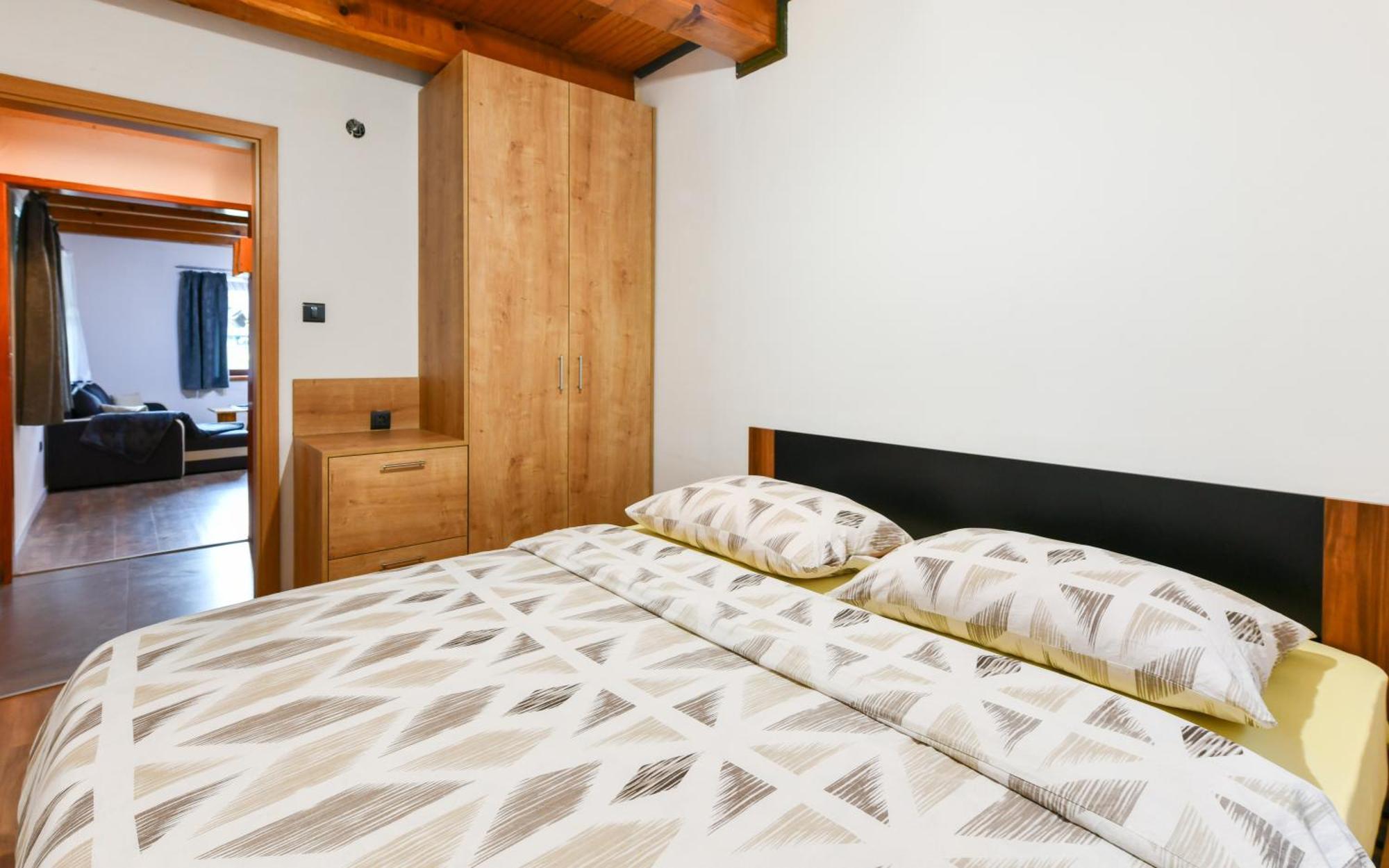Guest House Martin Korana エクステリア 写真