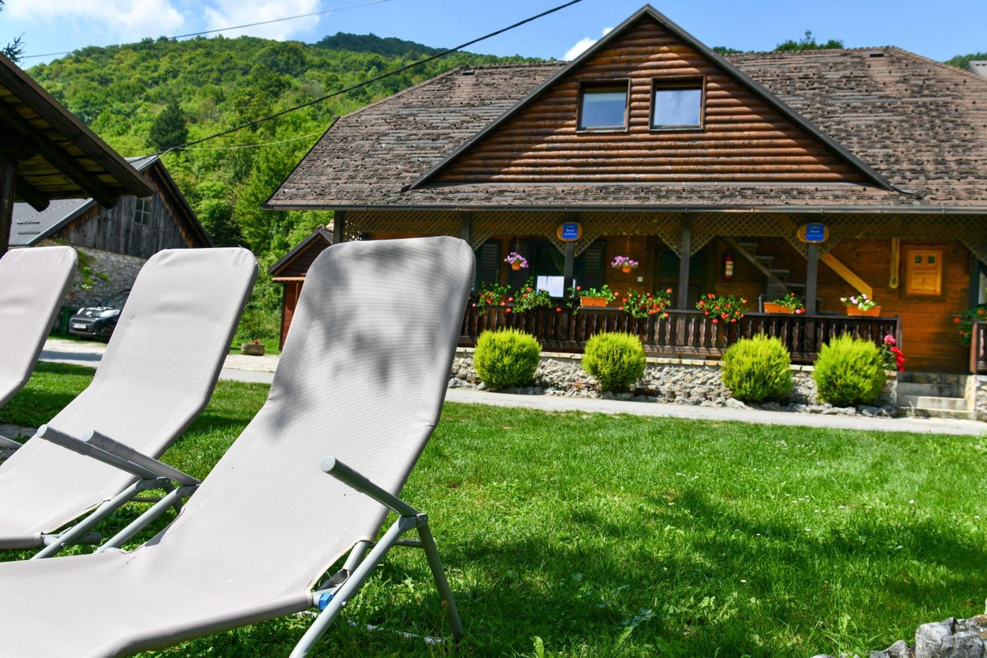 Guest House Martin Korana エクステリア 写真